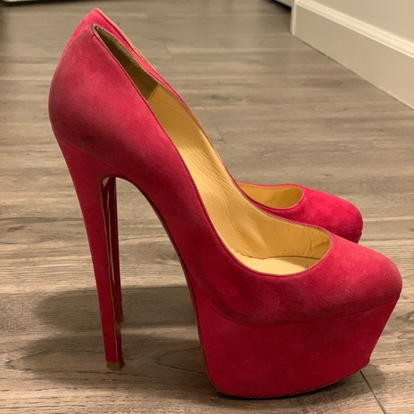 SOLD Christian Louboutin Daffodile Pumps - Picture 2 of 5